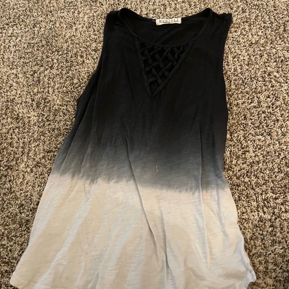 Montrez Women's Elegant navy Tank Top
